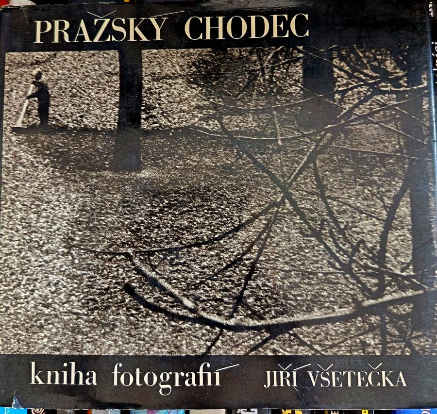 Pražský chodec knih fotografií